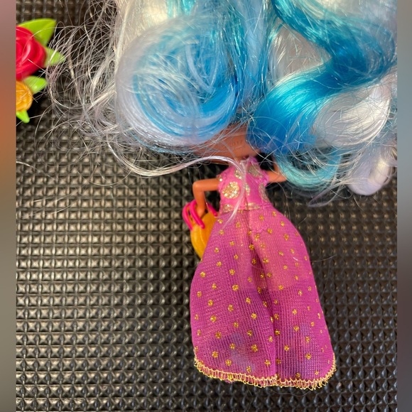 Hairdorables mini doll series 3 Sallee - Picture 3 of 4